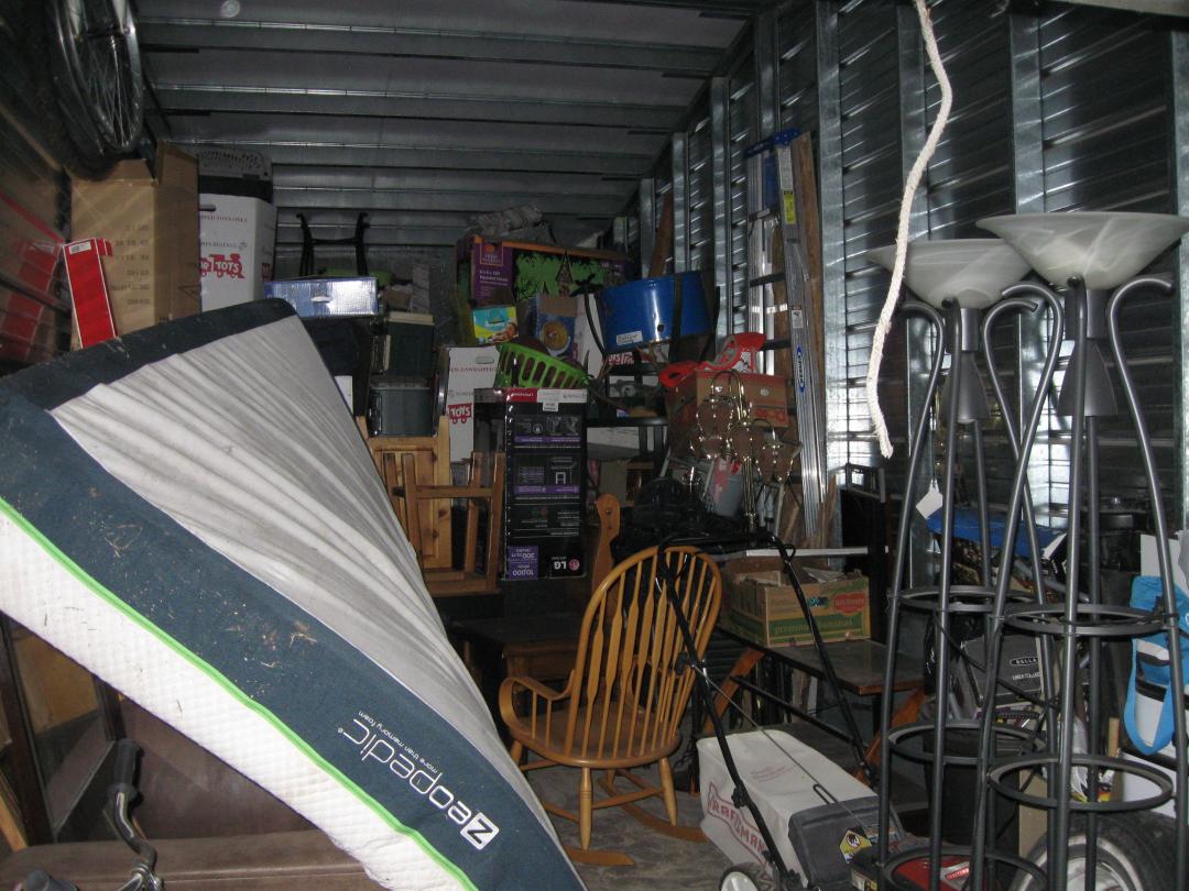 Storage Unit Auction in Klamath Falls, OR at UStore Self Storage